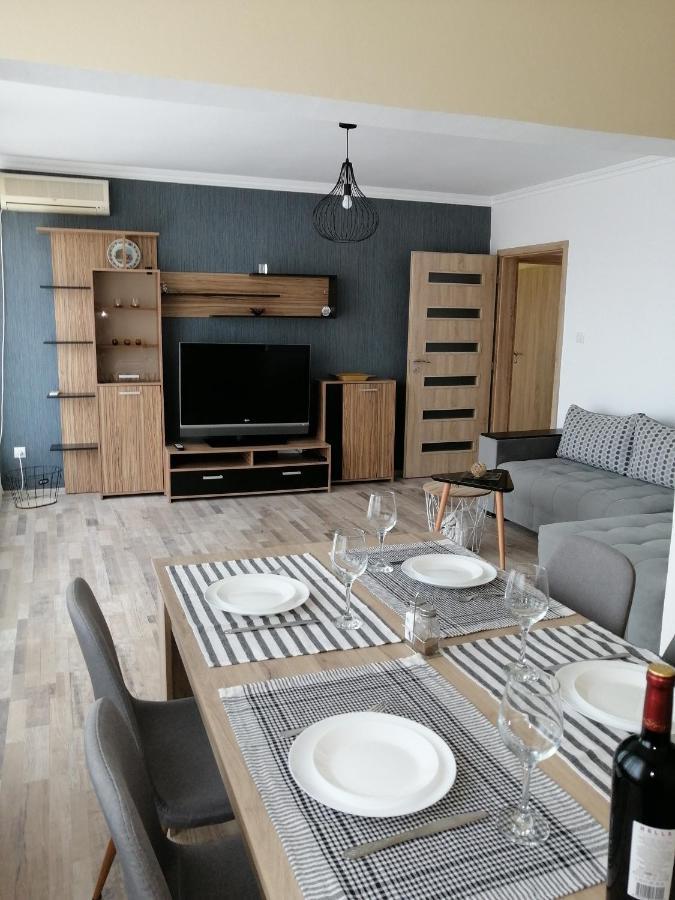 Yanakiev'S Central Apartment Burgas Extérieur photo