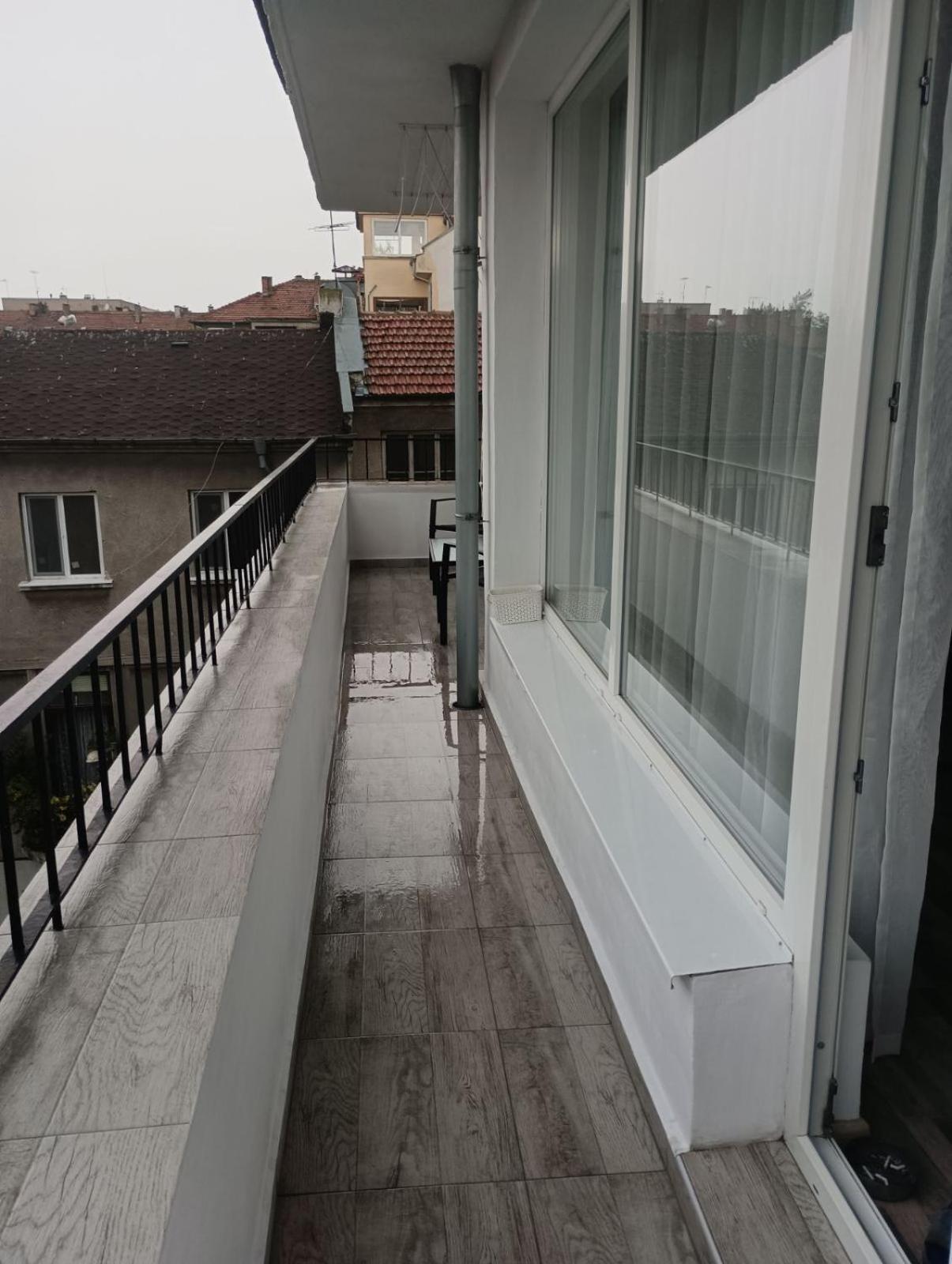 Yanakiev'S Central Apartment Burgas Extérieur photo